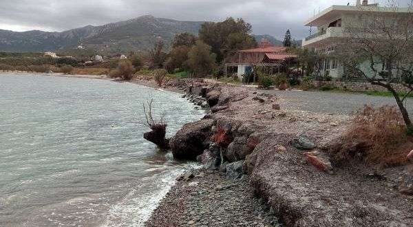 16 εκατ. ευρώ για την προστασία των ακτών της Πελοποννήσου