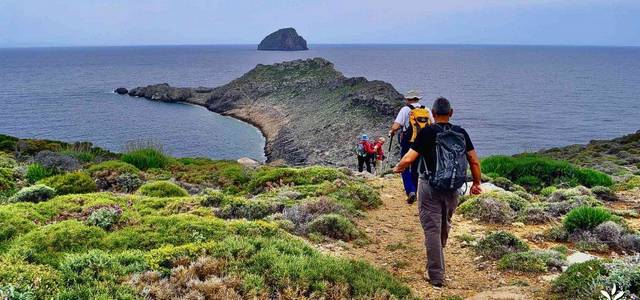 Εξόρμηση στα Κύθηρα από τον Ορειβατικό Σύλλογο Μολάων